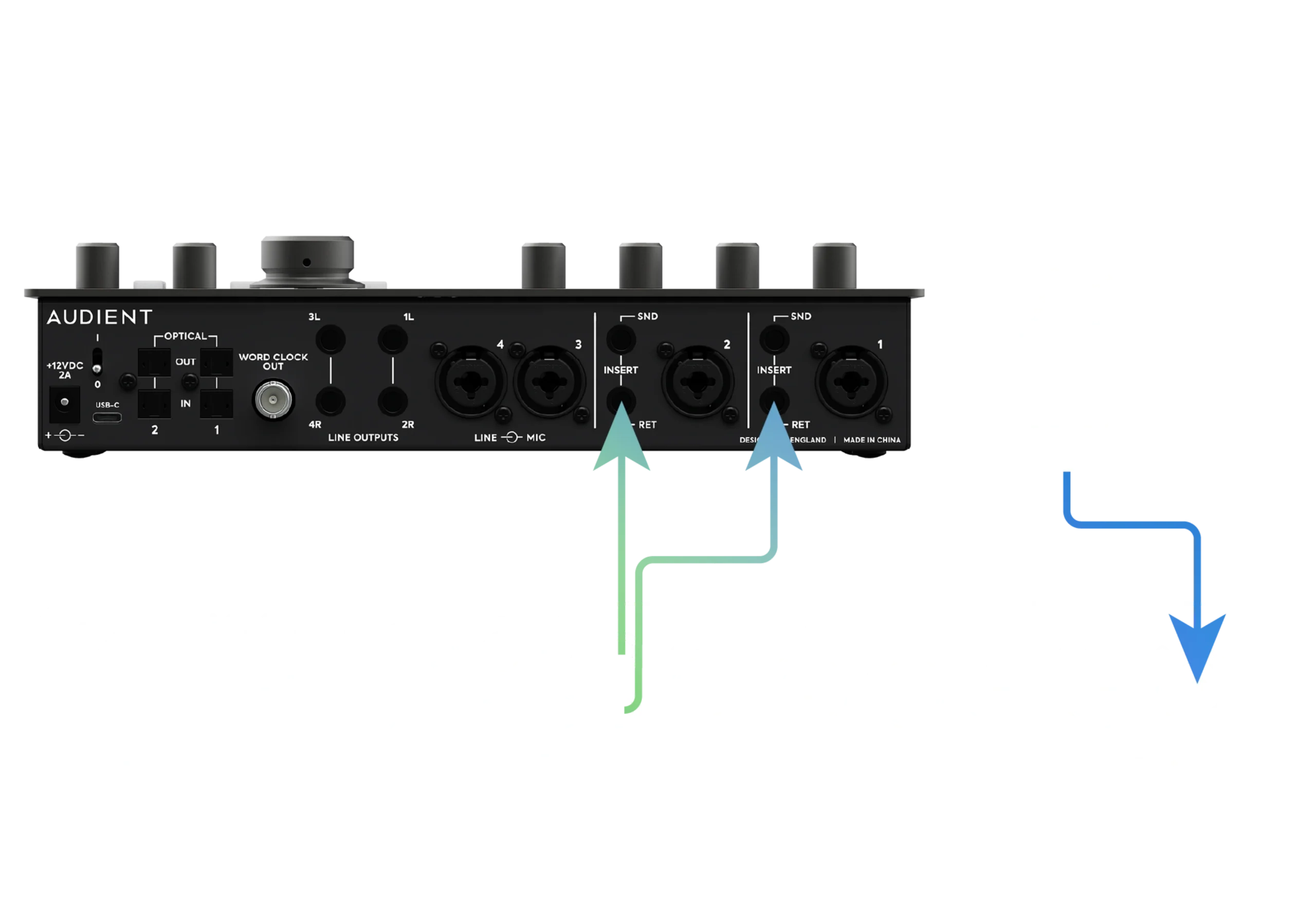 Diagram showing tracking with an external preamp with iD44.